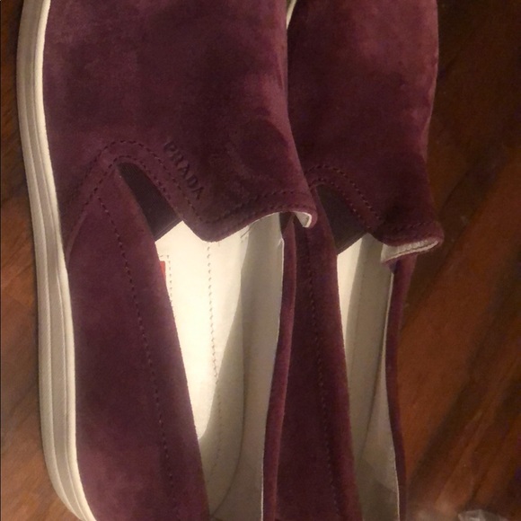 Prada shoes - Picture 2 of 3